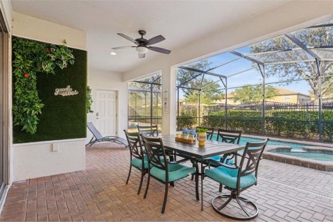 Casa en venta en Kissimmee, Florida, 6 dormitorios, 291.9 m2 № 2111975 - foto 3