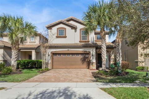 Casa en venta en Kissimmee, Florida, 6 dormitorios, 291.9 m2 № 2111975 - foto 24