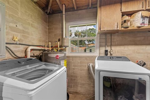 House in Edgewater, Florida 3 bedrooms, 117.34 sq.m. № 1846450 - photo 21