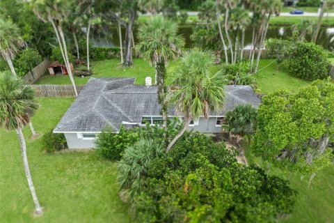 House in Edgewater, Florida 3 bedrooms, 117.34 sq.m. № 1846450 - photo 24