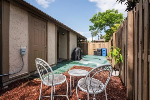 Townhouse in Brandon, Florida 2 bedrooms, 92.72 sq.m. № 1767264 - photo 24