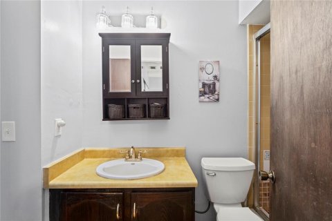 Townhouse in Brandon, Florida 2 bedrooms, 92.72 sq.m. № 1767264 - photo 14