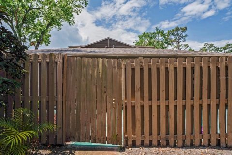 Townhouse in Brandon, Florida 2 bedrooms, 92.72 sq.m. № 1767264 - photo 22