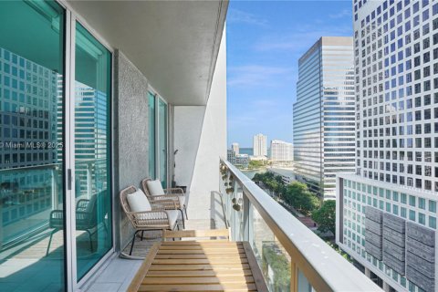 Condominio en venta en Miami, Florida, 1 dormitorio, 68.56 m2 № 1864613 - foto 13