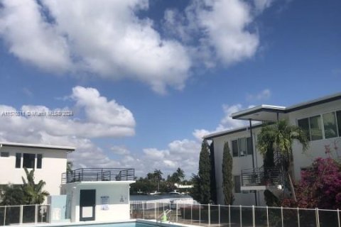 Купить кондоминиум в Майами-Бич, Флорида 1 спальня, 69.68м2, № 1984887 - фото 8