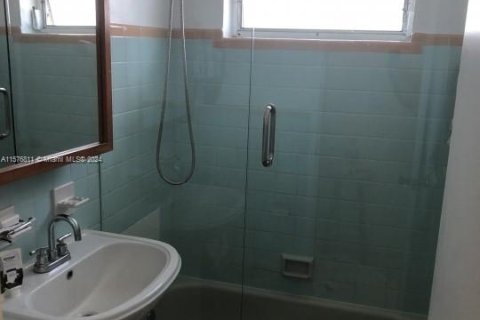 Купить кондоминиум в Майами-Бич, Флорида 1 спальня, 69.68м2, № 1984887 - фото 5