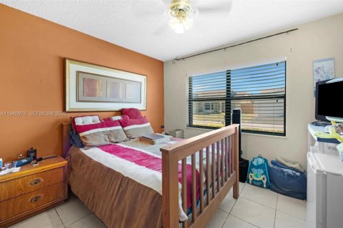 Купить виллу или дом в Майами, Флорида 4 спальни, 131.36м2, № 1998075 - фото 8