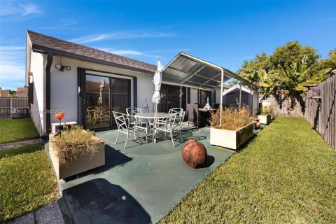 Купить виллу или дом в Майами, Флорида 4 спальни, 131.36м2, № 1998075 - фото 17