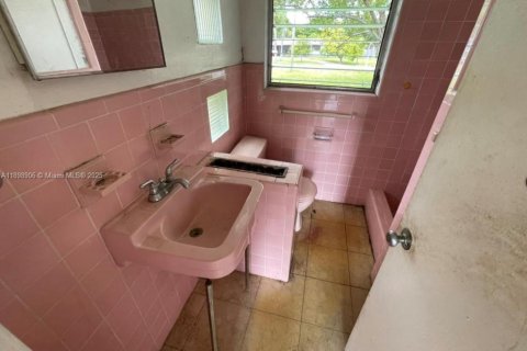 Casa en venta en Margate, Florida, 3 dormitorios, 108.14 m2 № 1950733 - foto 7