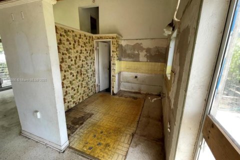 Casa en venta en Margate, Florida, 3 dormitorios, 108.14 m2 № 1950733 - foto 10