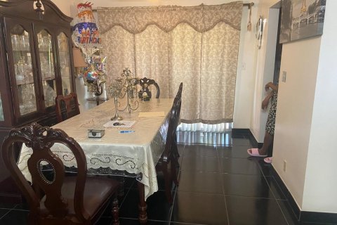 Купить виллу или дом в Дирфилд-Бич, Флорида 3 комнаты, 149.85м2, № 2172816 - фото 7