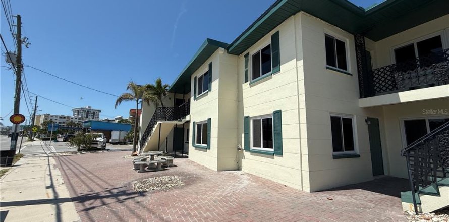 Appartement à Redington Shores, Floride 1 chambre, 37.16 m2 № 1769501