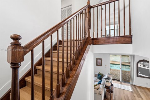 Casa en venta en Coral Springs, Florida, 5 dormitorios, 291.06 m2 № 2009175 - foto 16