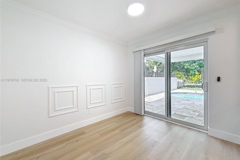 Снять в аренду виллу или дом в Корал-Спрингс, Флорида 3 спальни, 127.83м2, № 2050123 - фото 3