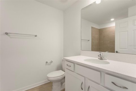 Townhouse in Sarasota, Florida 3 bedrooms, 164.99 sq.m. № 2396562 - photo 23
