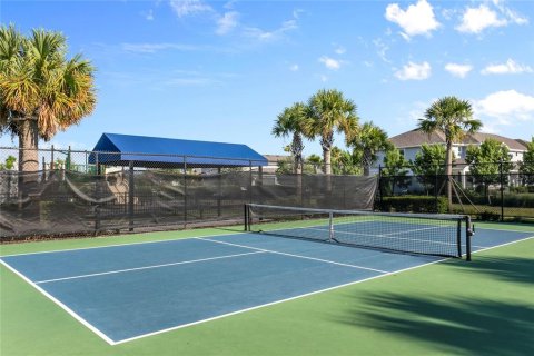 Townhouse in Sarasota, Florida 3 bedrooms, 164.99 sq.m. № 2396562 - photo 28