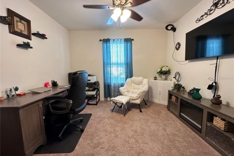 House in Cape Coral, Florida 4 bedrooms, 169.83 sq.m. № 2137220 - photo 6