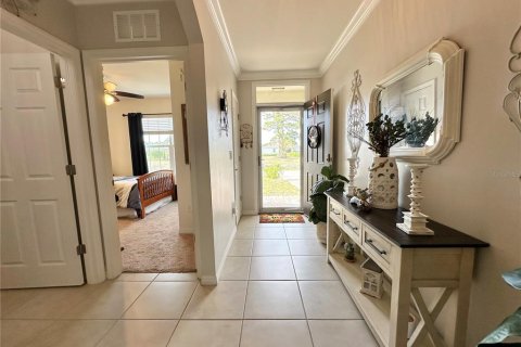 House in Cape Coral, Florida 4 bedrooms, 169.83 sq.m. № 2137220 - photo 3