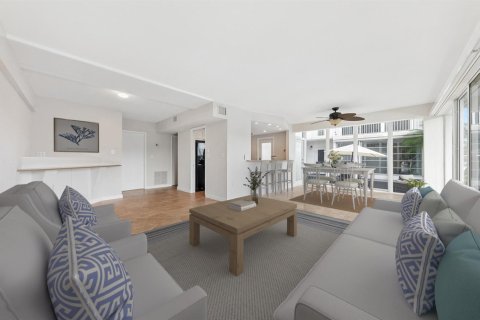 Condominio en venta en Fort Lauderdale, Florida, 2 dormitorios, 105.91 m2 № 2265832 - foto 4