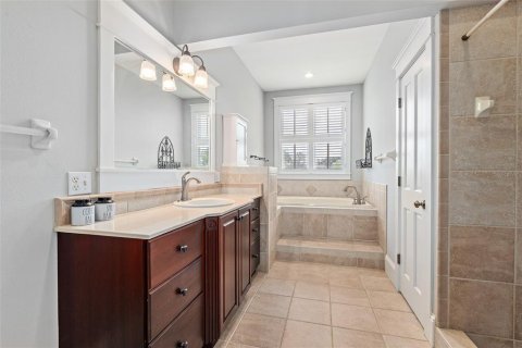 House in Daytona Beach, Florida 5 bedrooms, 306.58 sq.m. № 2238350 - photo 19