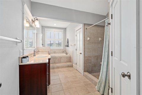 House in Daytona Beach, Florida 5 bedrooms, 306.58 sq.m. № 2238350 - photo 20