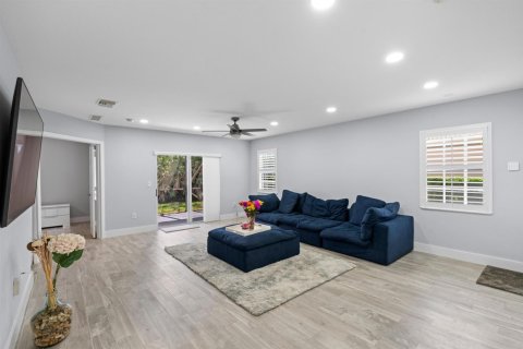 Apartamento en alquiler en Boynton Beach, Florida, 3 dormitorios, 126.44 m2 № 2077788 - foto 10