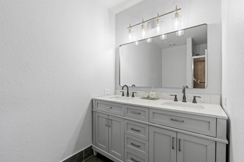 Apartamento en alquiler en Boynton Beach, Florida, 3 dormitorios, 126.44 m2 № 2077788 - foto 13