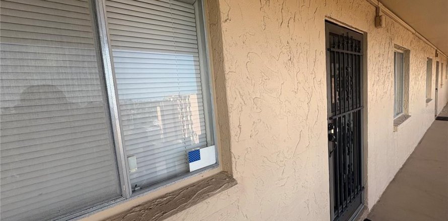 Condo in Bradenton, Florida, 2 bedrooms  № 1775030