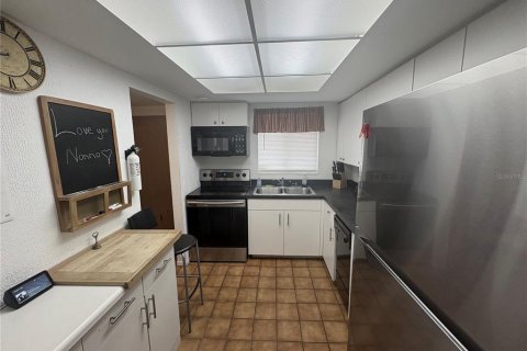 Condo in Bradenton, Florida, 2 bedrooms  № 1775030 - photo 5