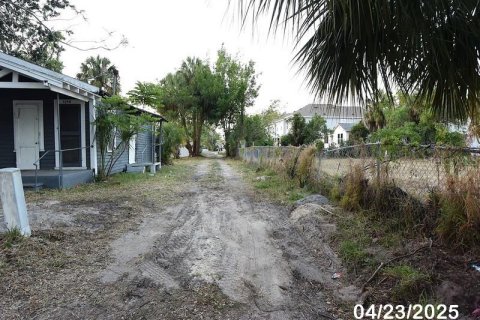 Terreno en venta en Tampa, Florida № 1765416 - foto 5