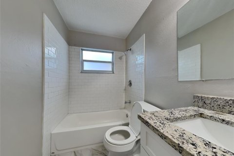 Apartamento en alquiler en Tampa, Florida, 2 dormitorios, 60.2 m2 № 1918727 - foto 10