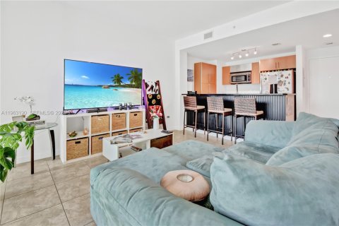 Купить кондоминиум в Майами, Флорида 1 спальня, 68.1м2, № 2025164 - фото 3