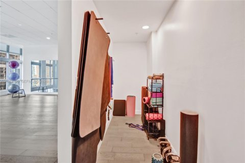 Купить кондоминиум в Майами, Флорида 1 спальня, 68.1м2, № 2025164 - фото 29