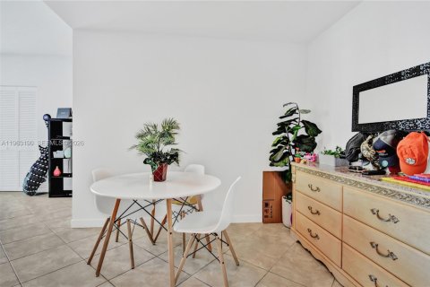 Купить кондоминиум в Майами, Флорида 1 спальня, 68.1м2, № 2025164 - фото 6