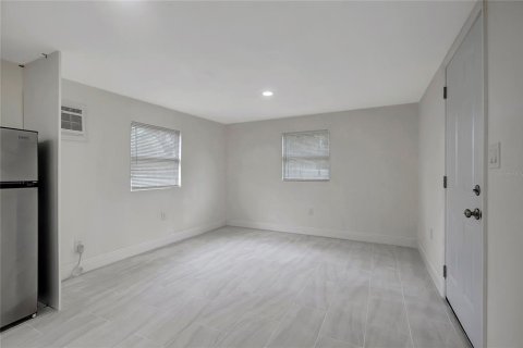 Купить коммерческую недвижимость в Тампа, Флорида 11 спален, 307.41м2, № 1543602 - фото 14