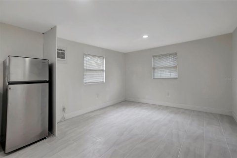 Купить коммерческую недвижимость в Тампа, Флорида 11 спален, 307.41м2, № 1543602 - фото 9