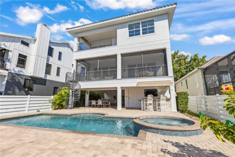 House in Sarasota, Florida 5 bedrooms, 389.26 sq.m. № 2151043 - photo 5