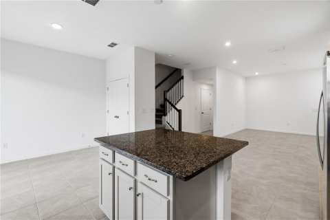 Снять в аренду таунхаус в Киссимми, Флорида 6 комнат, 149.67м2, № 2092149 - фото 6