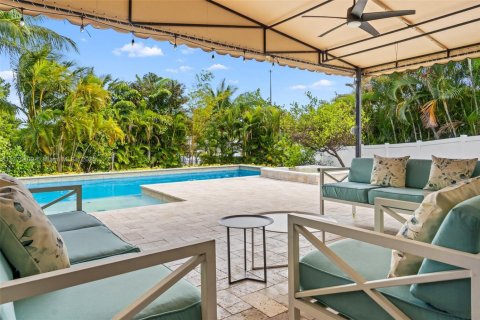 House in Fort Lauderdale, Florida 3 bedrooms, 146.04 sq.m. № 1890946 - photo 22