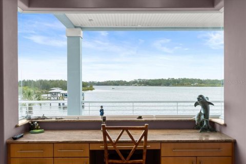 Casa en venta en New Smyrna Beach, Florida, 3 dormitorios, 403.2 m2 № 1716875 - foto 14