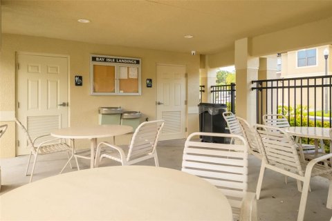 Townhouse in Clearwater, Florida 2 bedrooms, 157.75 sq.m. № 1717926 - photo 30