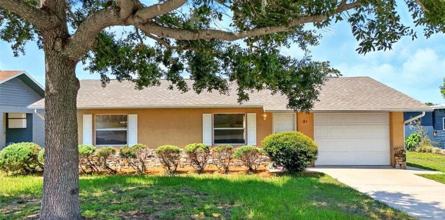 Villa ou maison à Umatilla, Floride 2 chambres, 82.13 m2 № 1919218