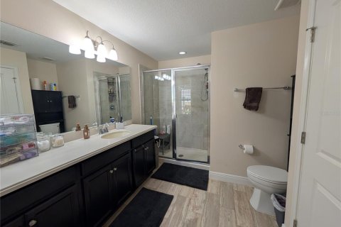 Townhouse in LAKESHORE in Lutz, Florida 3 bedrooms, 182.18 sq.m. № 2198250 - photo 19