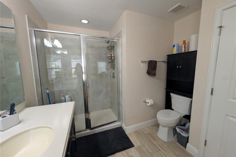 Townhouse in LAKESHORE in Lutz, Florida 3 bedrooms, 182.18 sq.m. № 2198250 - photo 20