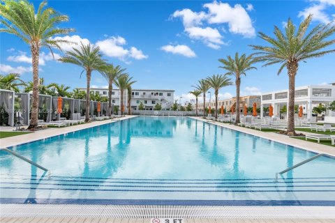 Condo in Doral, Florida, 3 bedrooms  № 1986090 - photo 12