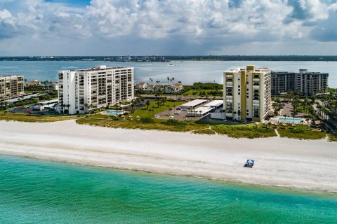 Condominio en alquiler en Clearwater, Florida, 2 dormitorios, 128.76 m2 № 1773667 - foto 3