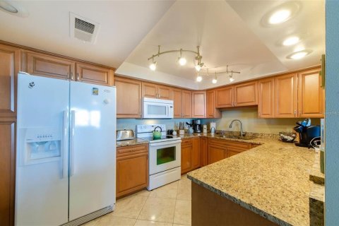 Condominio en alquiler en Clearwater, Florida, 2 dormitorios, 128.76 m2 № 1773667 - foto 8