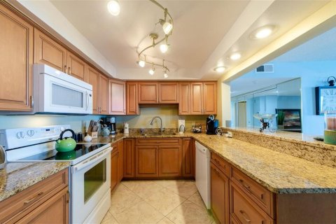 Condominio en alquiler en Clearwater, Florida, 2 dormitorios, 128.76 m2 № 1773667 - foto 10