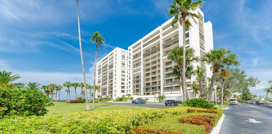 Condominio en Clearwater, Florida, 2 dormitorios № 1773667