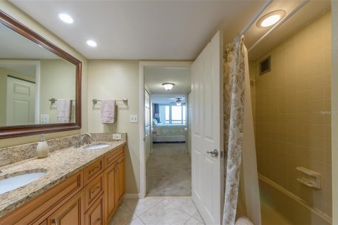 Condominio en alquiler en Clearwater, Florida, 2 dormitorios, 128.76 m2 № 1773667 - foto 18